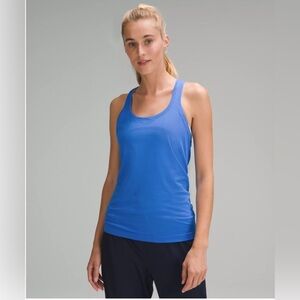🌼 Lululemon swiftly tech 2.0 Racerback tank blue Size 18